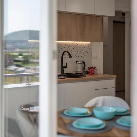 Tini Apartment